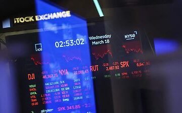 Wall Street abre en rojo mientras el precio del petróleo se dispara por la guerra