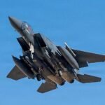 Irán derriba un avión de combate de EU en su territorio, según medios estadounidenses