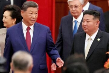 Xi aterriza en Pionyang para su primera visita a Corea del Norte en siete años