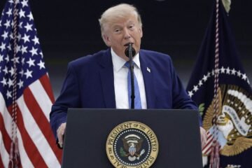 Trump amenaza con imponer peajes en el Estrecho de Ormuz si no se cierra el acuerdo con Irán