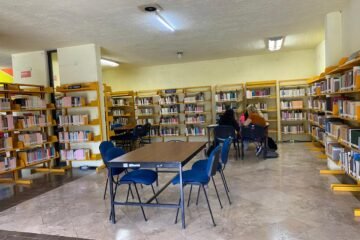 ¿Buscas qué leer este verano? La Biblioteca 17 de Abril te presta libros con un registro en línea gratuito