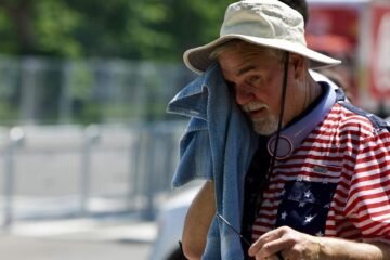 Calor extremo y riesgo de tormentas en parte de EU marcan los festejos del 4 de julio