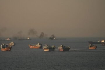 EU lanza potentes bombardeos contra Irán tras ataques en el estrecho de Ormuz