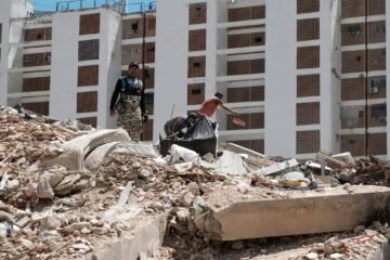 Delcy Rodríguez recibe al jefe humanitario de la ONU para coordinar respuesta a los sismos en Venezuela