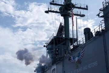 Nueva York celebra Independencia de EU con muestra de «poder» y desfile naval y aéreo