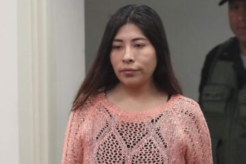 Gobierno de Fujimori, sin “decisión final” sobre otorgar salvoconducto a Betssy Chávez para ir a México