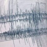 Terremoto de magnitud 7.7 sacude a Indonesia