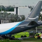 Amazon suspende operaciones con propietario de avión de carga que se salió de la pista en Miami
