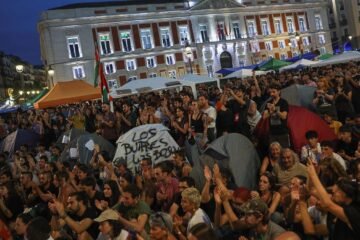 Cientos de personas acampan en Madrid contra la crisis de la vivienda