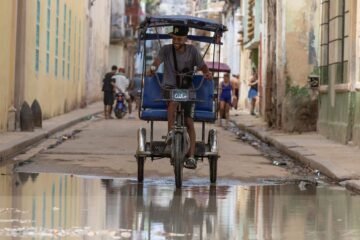 El Ejército de EU se prepara para una posible acción militar en torno a Cuba, según CBS